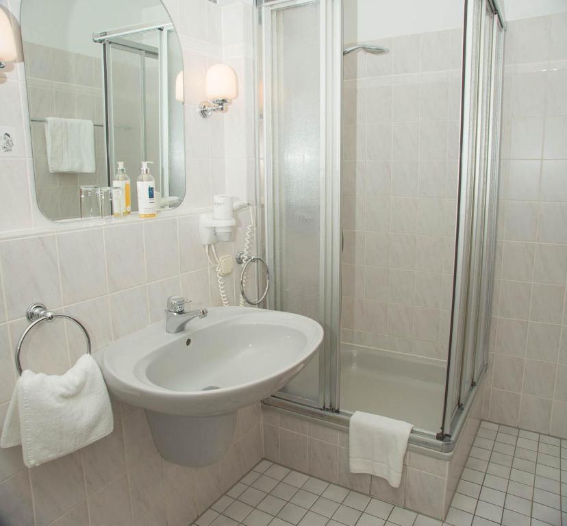 Rellinger Hof Hotell Rellingen Rum bild